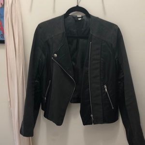 Women Divided Suede/Leather Cropped Jacket